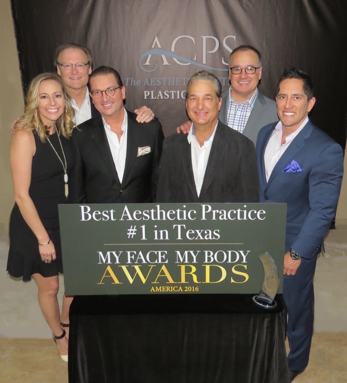 Houston Plastic Surgeon Dr. Patronella Earns Top Honors for Tummy